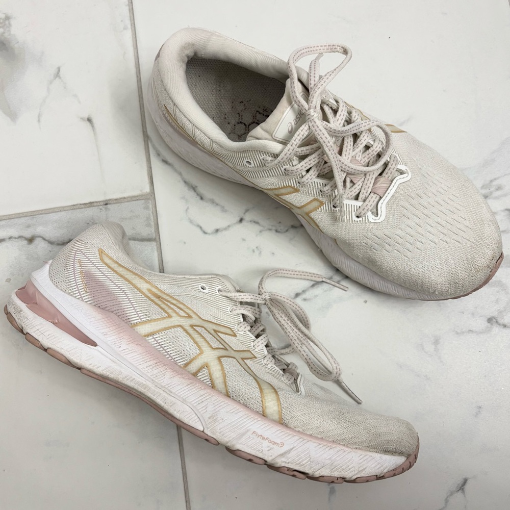 ASICS GT-2000 10 Running Shoes Womens 8